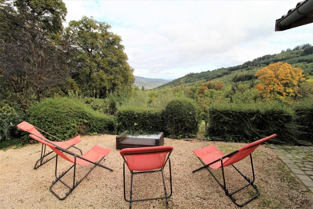 Gite du Hameau D'Amignié Vernay Exterior foto