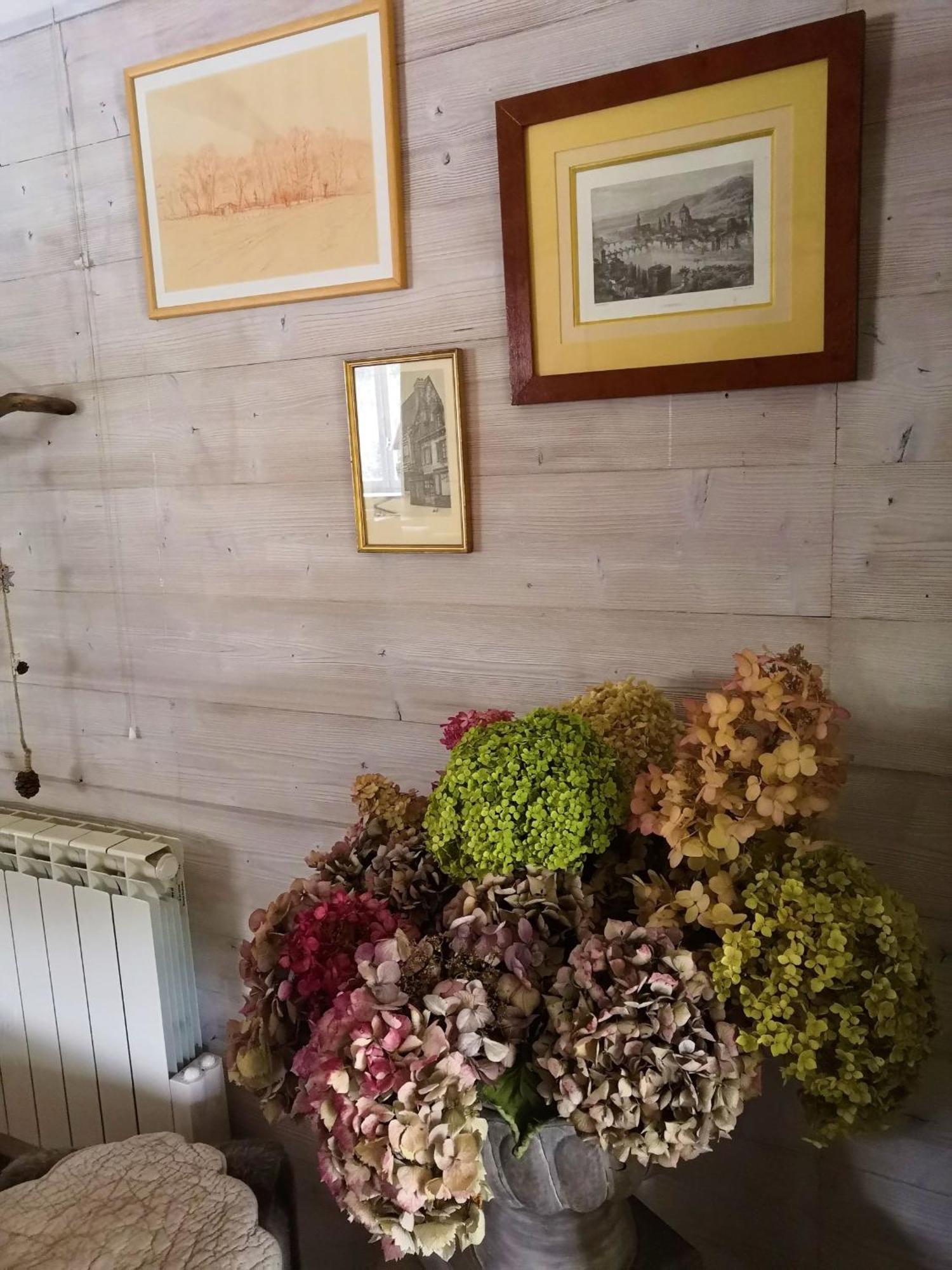 Gite du Hameau D'Amignié Vernay Exterior foto