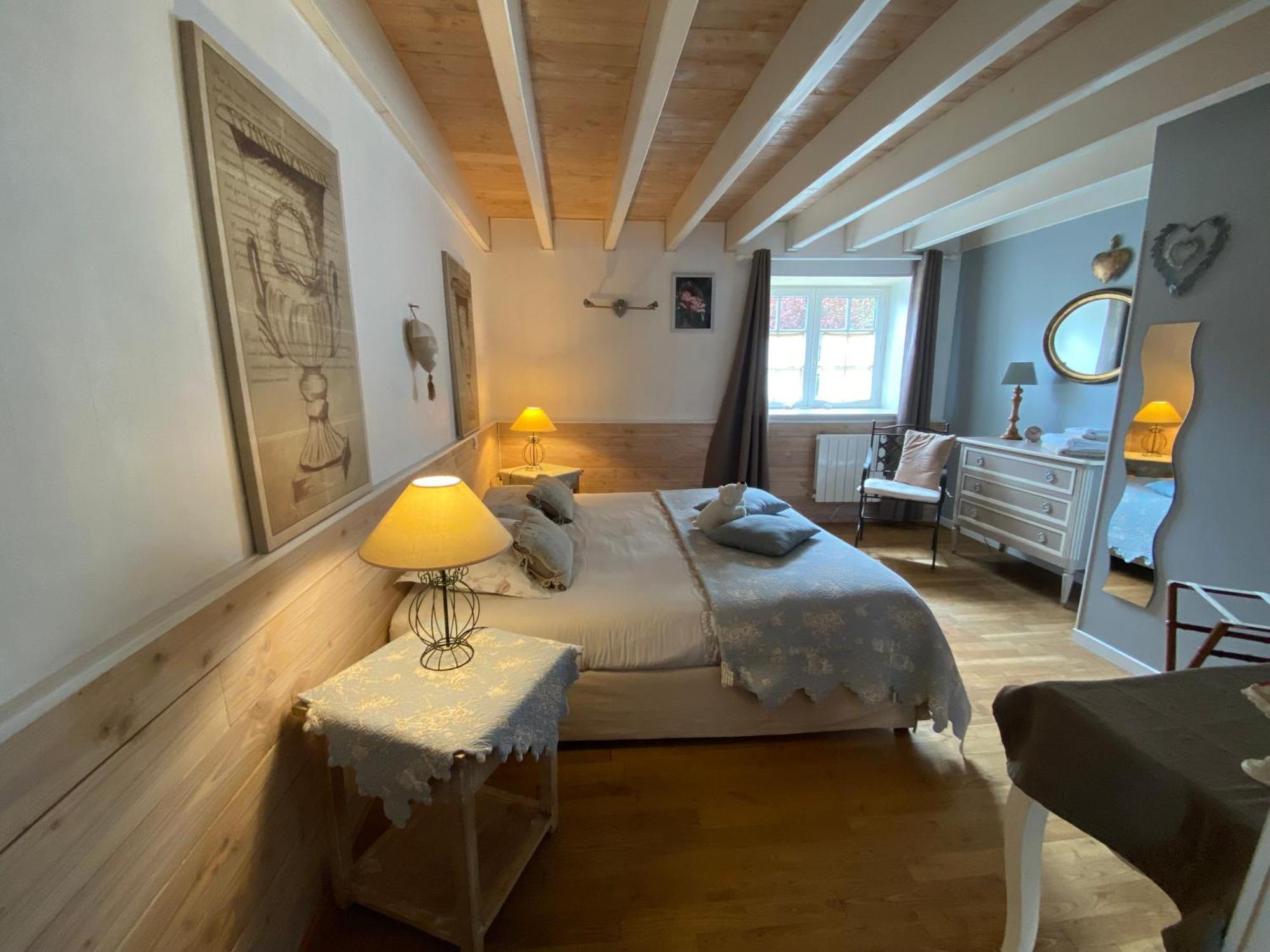 Gite du Hameau D'Amignié Vernay Exterior foto